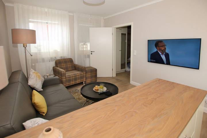 Ganze Wohnung, Penthousewohnung mit großer Dachterrasse und traumhaftem Meerblick in Wyk auf Föhr (Stadt), Wyk auf Föhr