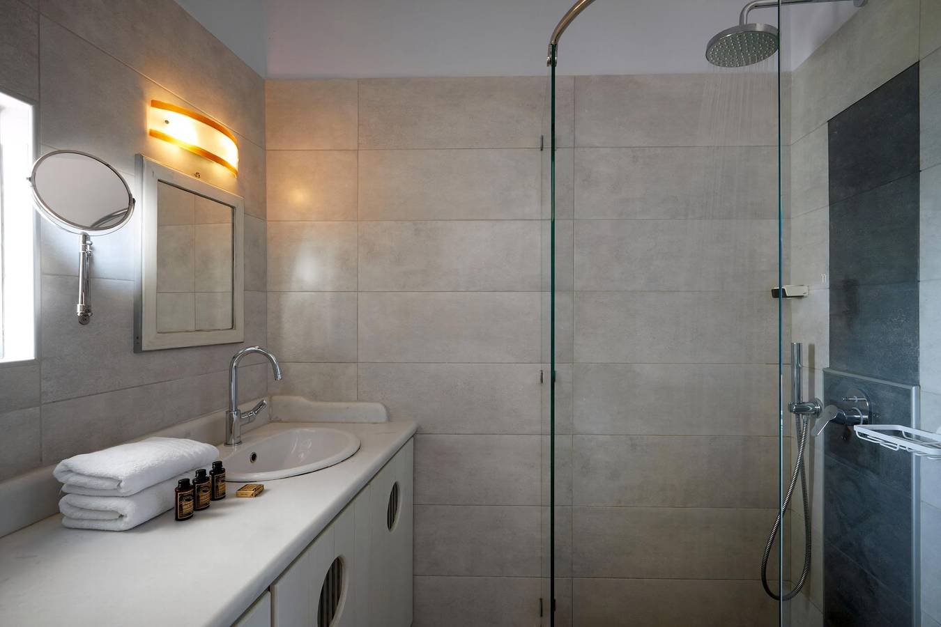 Remarkable Santorini Villa | Junior Suite | 1 Bedroom | Stunning Views of Sea and The Volcano | Oia in Oia, Santorini