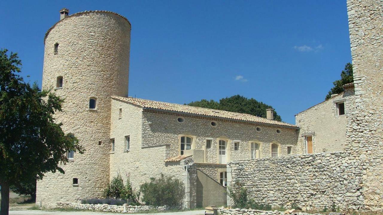 Château de la Gabelle Férrassières in Ferrassières, Région de nyons