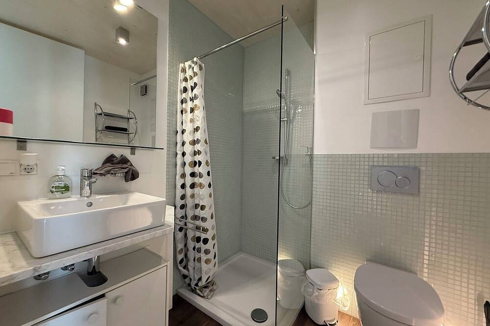 Ganze Wohnung, Modernes See und Mehr Apartment 3 mit überdachter Terrasse und Gartenblick in Stetten, Region Bodensee-Oberschwaben