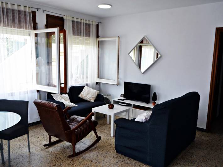 Ferienhaus für 8 Personen, mit Meerblick und Terrasse sowie Garten in Pineda de Mar - 4