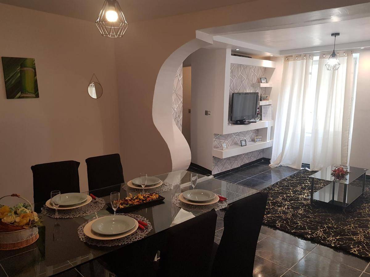 Appartement entier, Two-Bedroom Apartment in Saint-Junien, Région de Rochechouart
