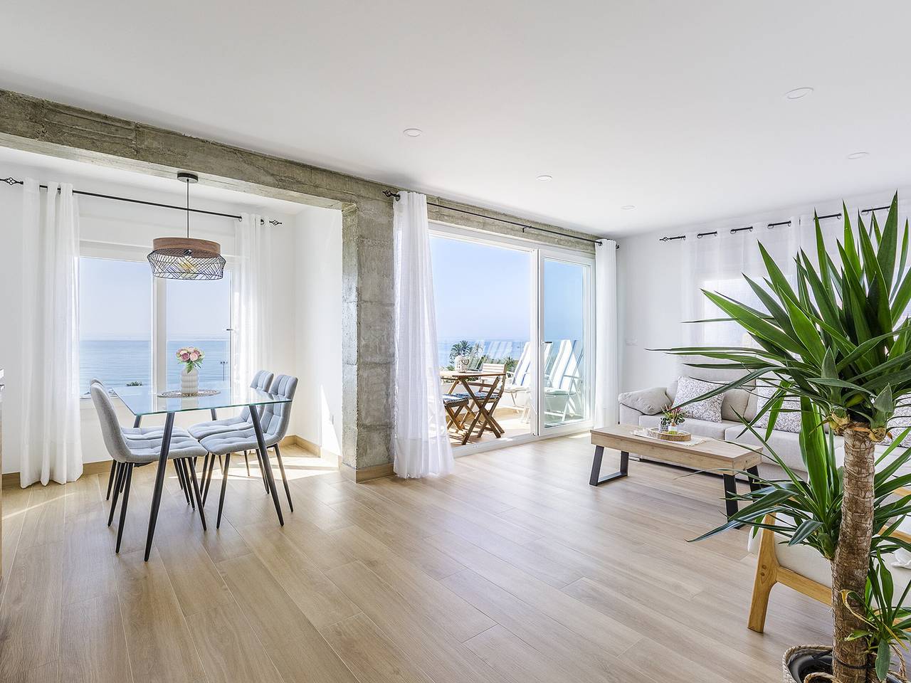 Ganze Wohnung, Strandnahe Wohnung mit 2 Schlafzimmern und Klimaanlage in Torre del Mar in Playa de Torre del Mar, Torre del Mar