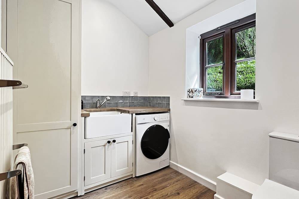 Byre Cottage, Dulverton in Dulverton, Somerset