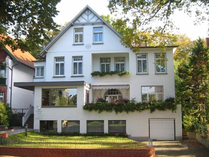 Hotel für 3 Personen, mit Terrasse und Garten in Bad Schwartau