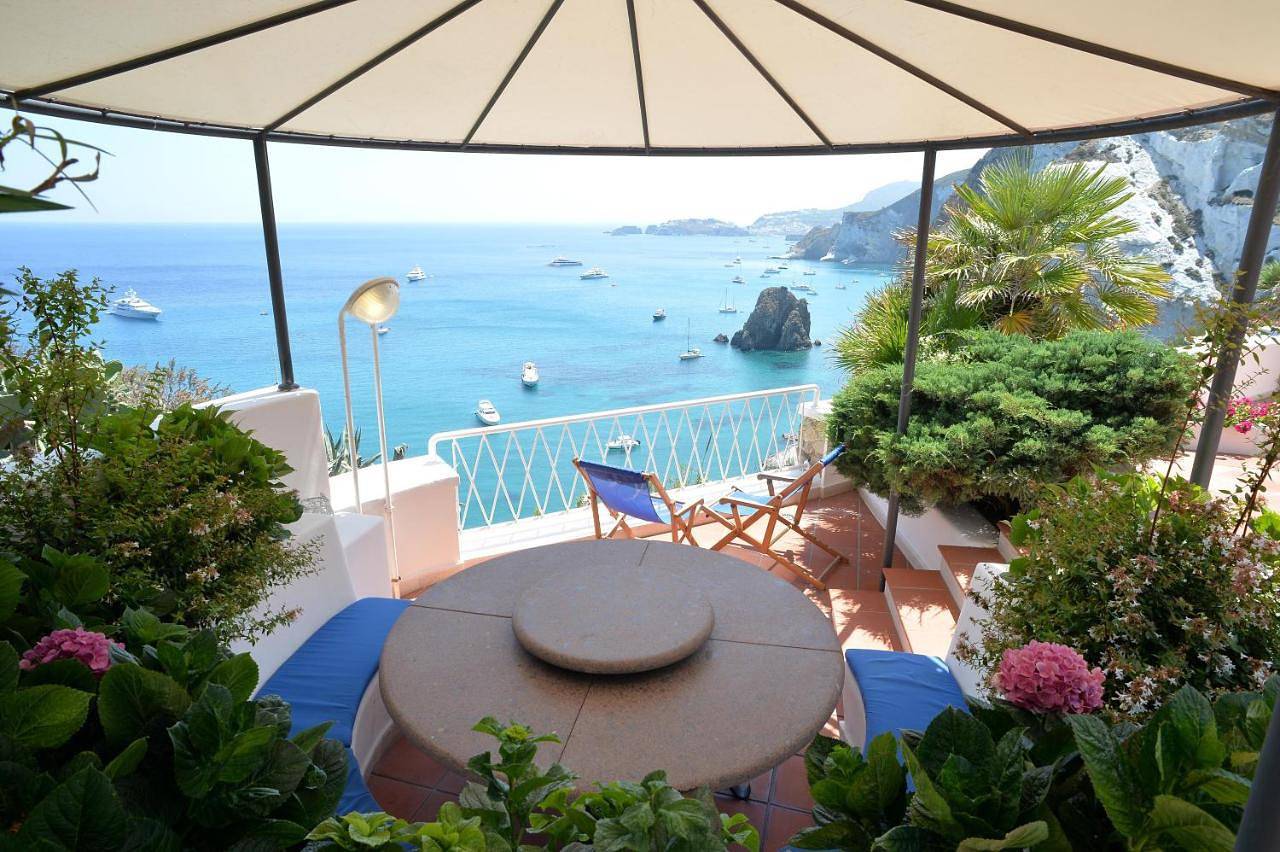 Villa Cala Inferno in Ponza, Lazio