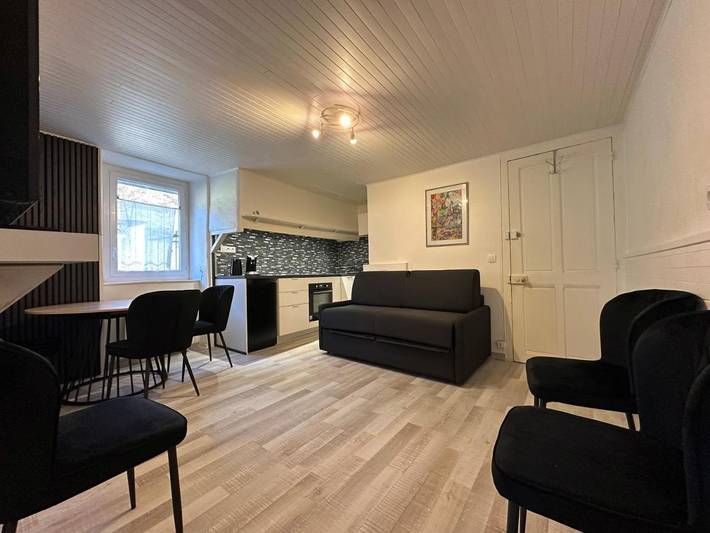 Gîte pour 2 personnes, avec jardin et vue, animaux acceptés à Saint-Martin-d'Uriage