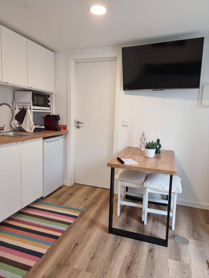 Gîte pour 2 personnes, avec terrasse dans Angeiras - 2