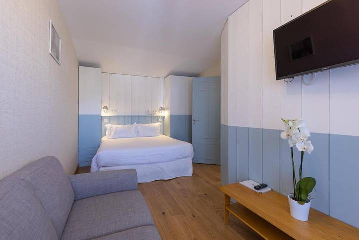 Hôtel pour 2 personnes, avec piscine et jardin, animaux acceptés dans Plage de Bélisaire - 4