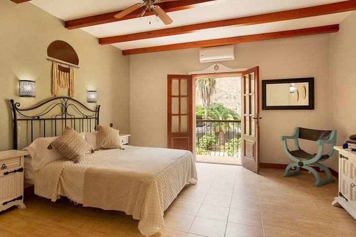 Villa / Rural house with piscine / South of Gran Canaria - Ayagaures in Ayagaures, San Bartolomé de Tirajana