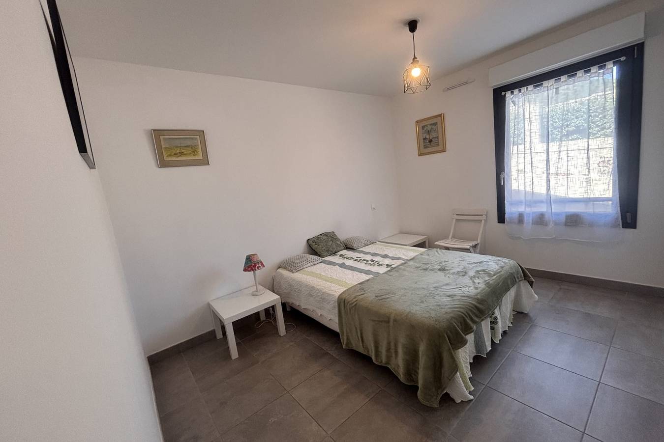 Ganze Wohnung, Ferienwohnung für 5 Personen mit Balkon in Le Dramont, Saint-Raphaël