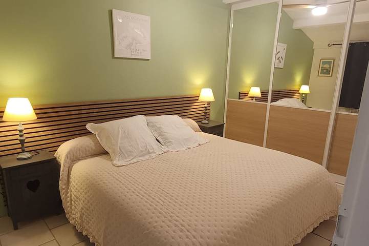 Gîte pour 4 personnes, avec jardin et terrasse à Boulbon - 3