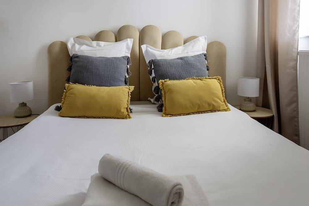 Ganze Wohnung, Apartment-Stadt-Ensuite mit Dusche in Angoulême, Charente