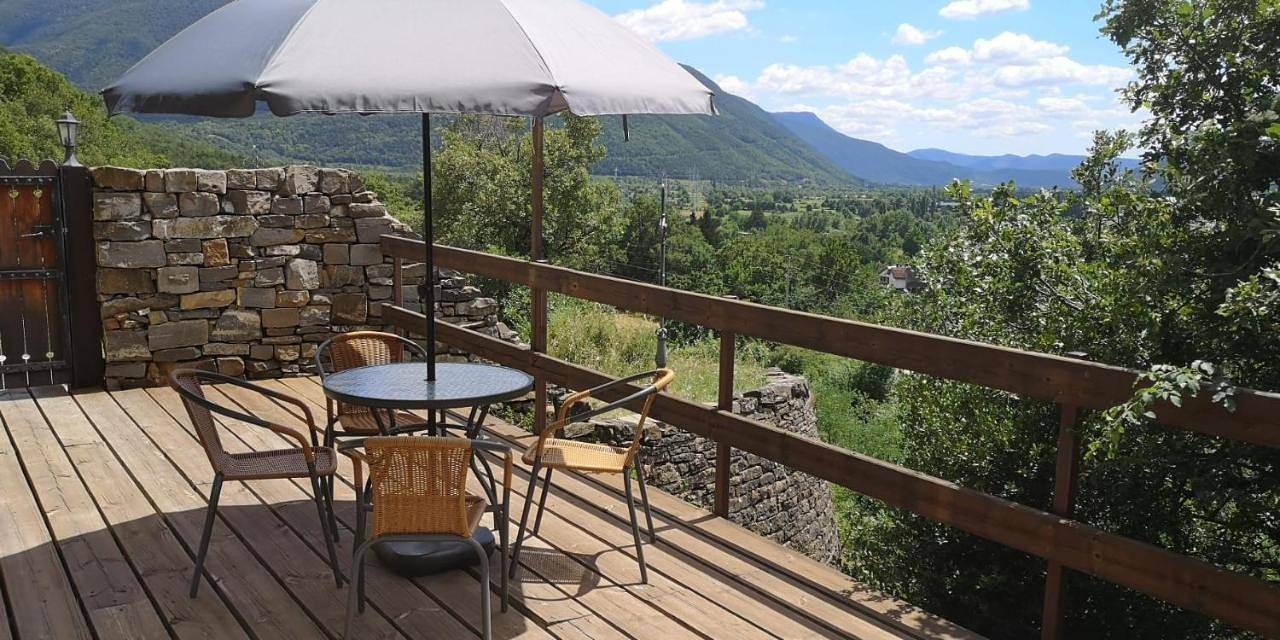 Three-Bedroom House in Biescas, Pirineo Aragonés