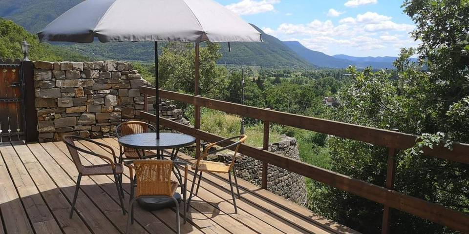 Casa rural para 6 personas, con Balcón además de Terraza y Vistas en Alto Gállego