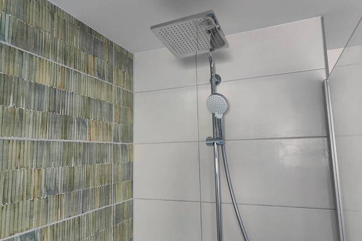 Ganze Wohnung, Moderne Wohnung mit sonniger Terrasse nähe Europa-Park und Schwarzwald. in Seelbach, Mittlerer Schwarzwald