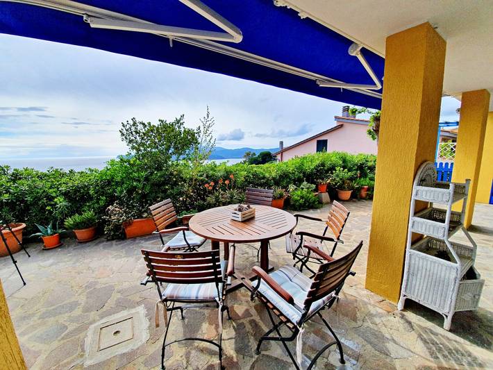 Appartamento intero, Appartamento "La Perla del Golfo" con vista mare e terrazza in Capoliveri, Arcipelago Toscano