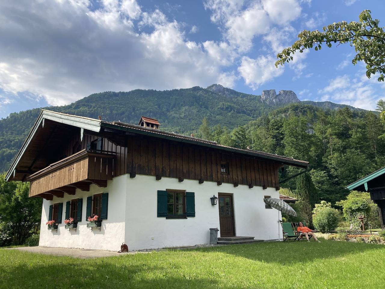 Ferienhaus Lois & Lisl - Ferienhaus 1 - 6 Personen, 130 qm, 2 sep. Schlafzimmer, 2 Bäder, Wlan in Schleching, Bayerische Alpen
