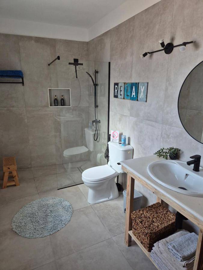 Gîte pour 4 personnes, avec piscine et terrasse dans Tetir - 3