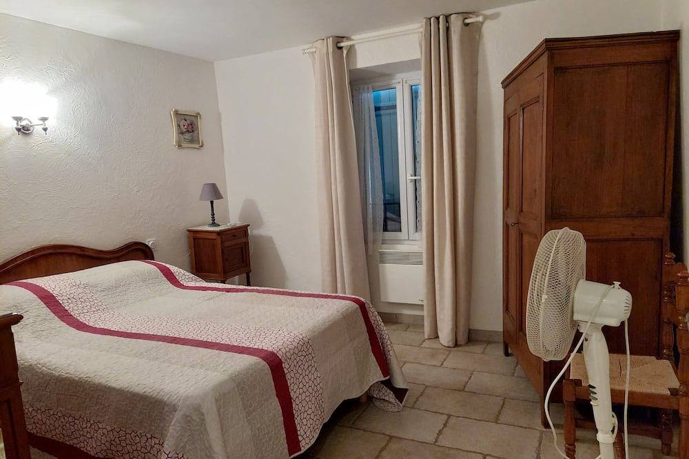 Casa toda comodidad, calma, mar cercano, lago y montaña in Tanneron, Region de Draguignan