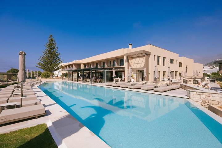 Hôtel pour 2 personnes, avec Balcon et Terrasse ainsi que Jardin et Piscine
