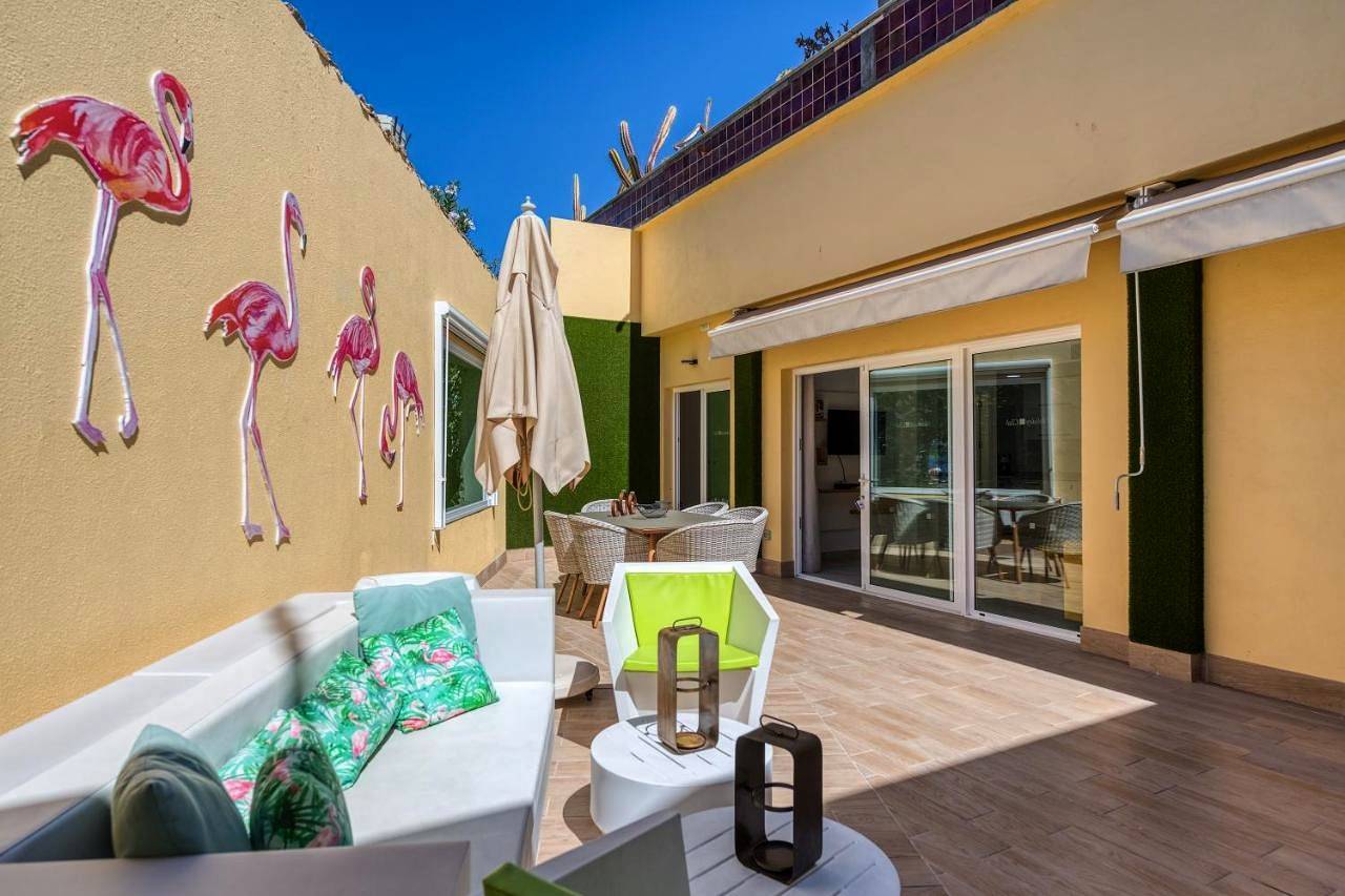 Aparthotel para 10 personas con piscina in Playa de Amadores, Mogán