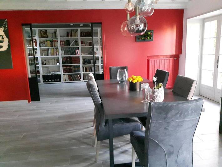 Location de vacances pour 4 personnes, avec vue ainsi que piscine et jardin à Anctoville - 2