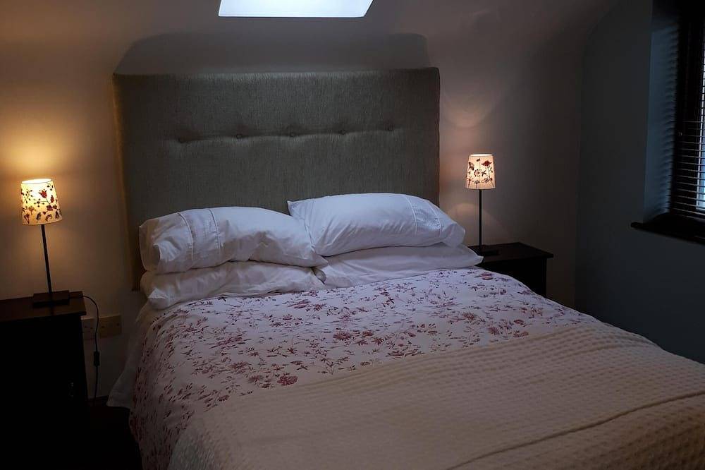 Quaint with the Perfect Location Row House in Killarney Town Centre in Killarney, Killarney National Park
