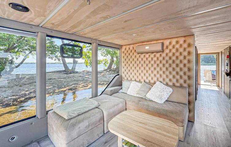 Hausboot für 6 Personen, mit Seeblick und Terrasse, mit Haustier in Brandenburg - 4