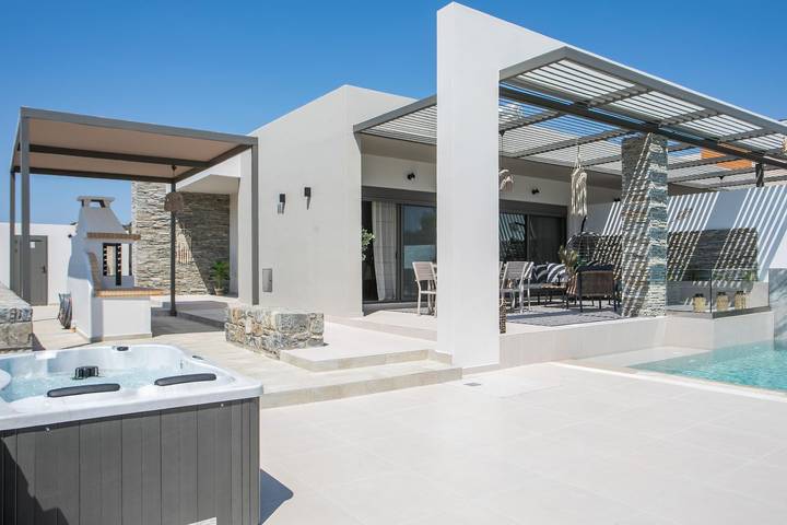 Ferienhaus für 4 Personen, mit Terrasse und Whirlpool in Afantou - 4