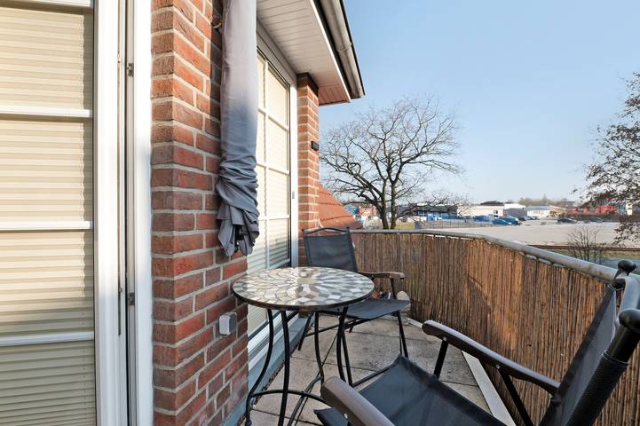 Entire apartment, Apartment 'Aurich' with Balcony and Wi-Fi in Aurich, Landkreis Aurich