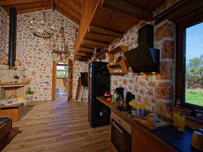 Location de vacances pour 4 personnes, avec jardin et balcon ainsi que jacuzzi et sauna, adapté aux familles dans Malia - 4