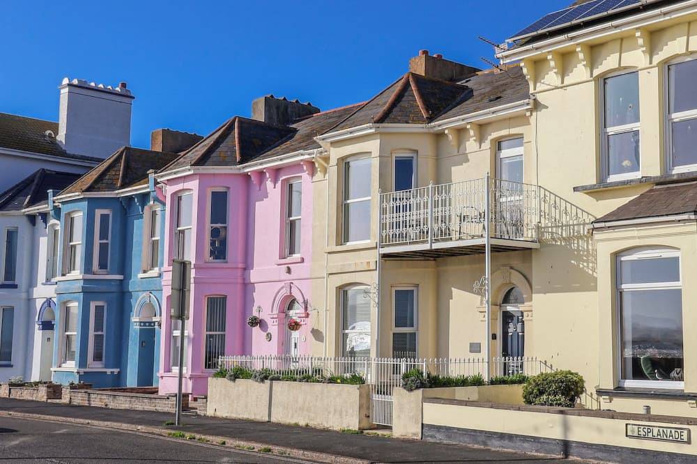 Sea Lovers, pet friendly, country holiday cottage in Exmouth in Exmouth, Devon