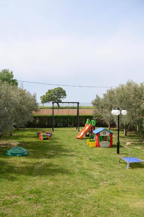Ferienhaus für 9 Personen, mit Ausblick und Garten, mit Haustier - 1