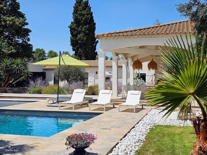Maison d’hôte pour 2 personnes, avec Terrasse et Jacuzzi ainsi que Jardin et Piscine