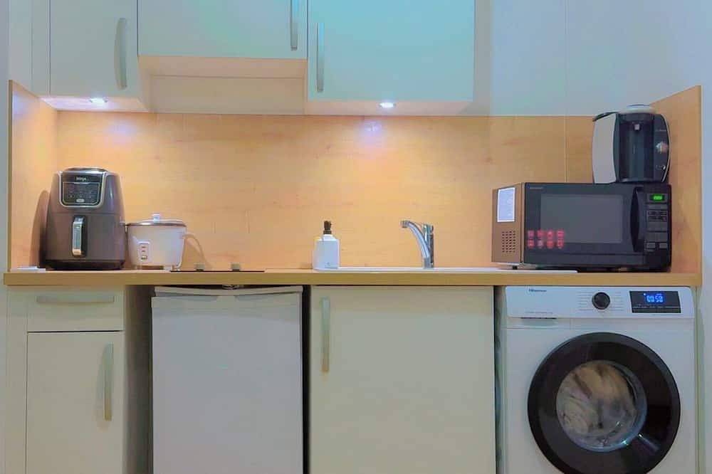 Entire apartment, Bright studio between Paris and dis in Champs-sur-Marne, Seine-et-Marne