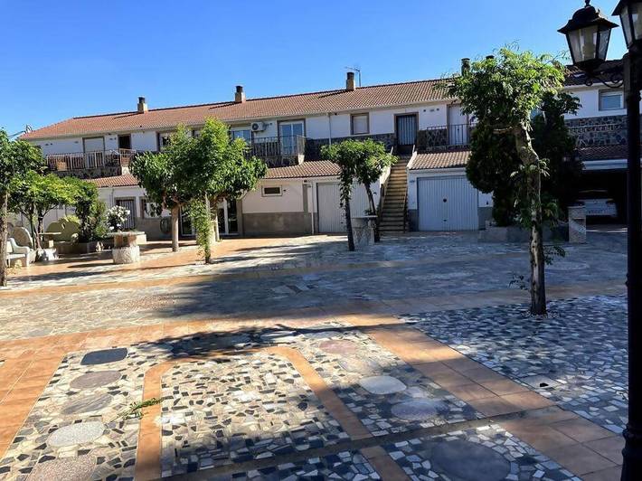 Albergue para 3 personas, con jardín y balcón en Provincia de Zaragoza - 3