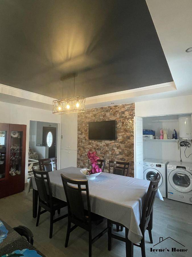 Three-Bedroom Holiday Home in Santa Bárbara, Lissabon Distrikt