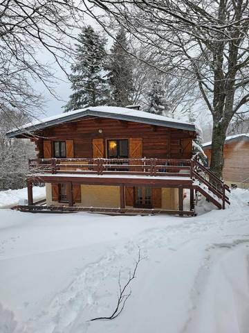 Maison de campagne pour 10 personnes, avec jardin et vue à Montferrier
