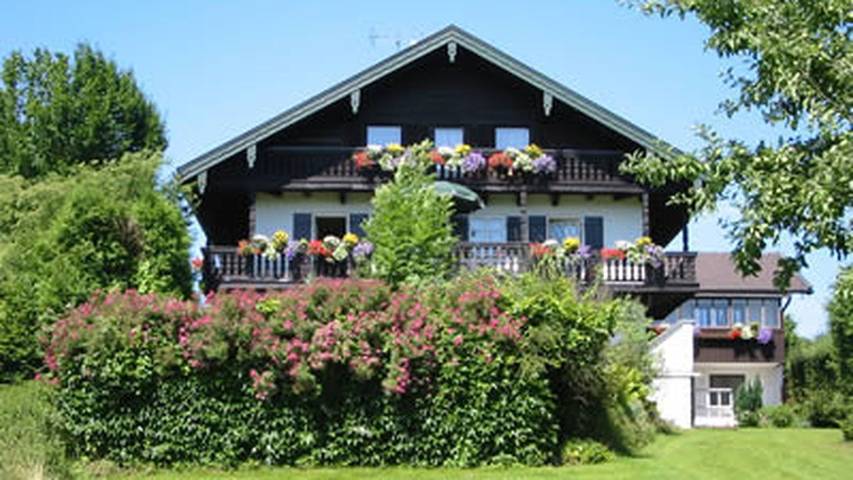 Location de vacances pour 2 personnes, avec jardin et terrasse au Chiemsee