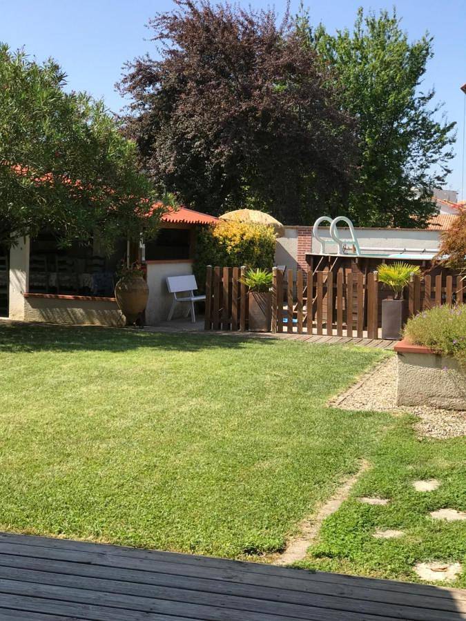 Gîte pour 2 personnes, avec piscine et jardin à Agen - 2