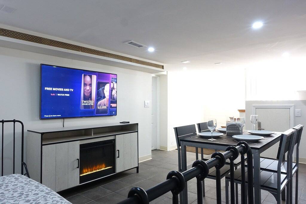 Ganze Wohnung, Best Apt To Visit minutes to Ewr airport+Free Parking in Hillside, Union County