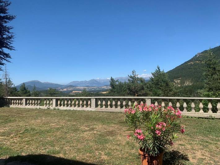 Chambre d’hôte pour 2 personnes, avec piscine ainsi que jardin et terrasse dans l' Isère - 3