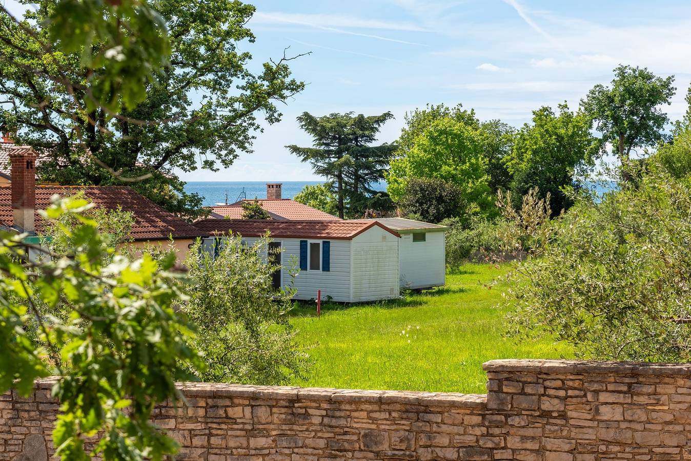 Ganze Wohnung, Erdgeschoss-Wohnung mit Privatpool und Terrasse in Istrien, 150 Meter vom Meer entfernt
 in Karigador, Općina Brtonigla