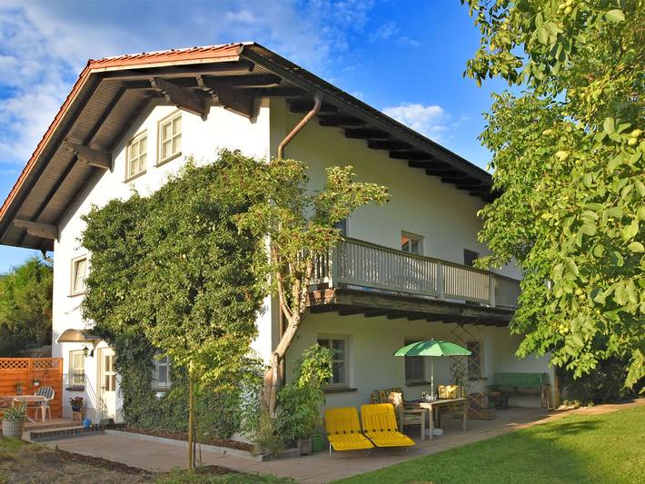 Ferienwohnung für 2 Personen, mit Terrasse und Garten sowie Pool in Regen (Ostbayern)
