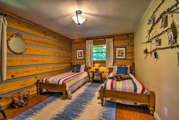 Log Cabin for 6 Guests in Cherokee, Swain County, Picture 4