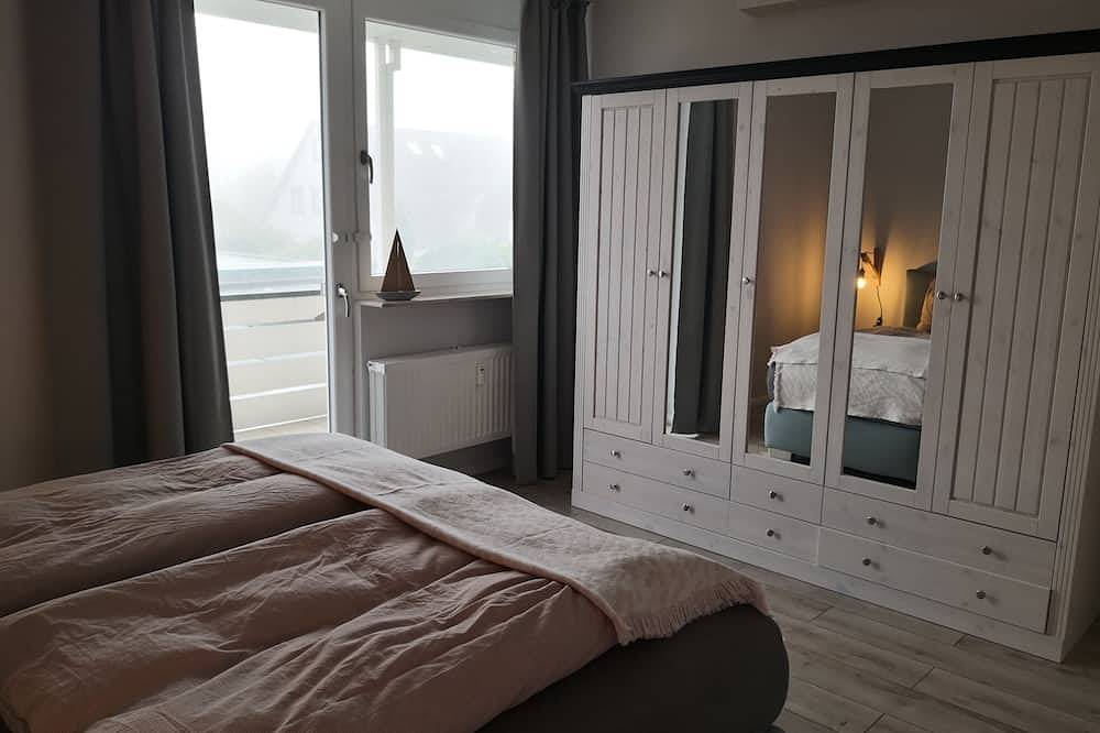 Ganze Wohnung, Traumhafte Ferienwohnung für große Familien unweit vom Deich, City und Lagune in Büsum, Dithmarschen