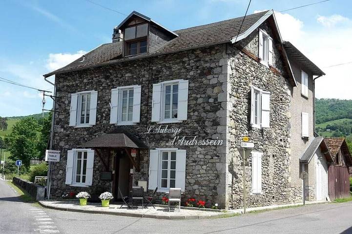 Hôtel pour 15 personnes à Audressein