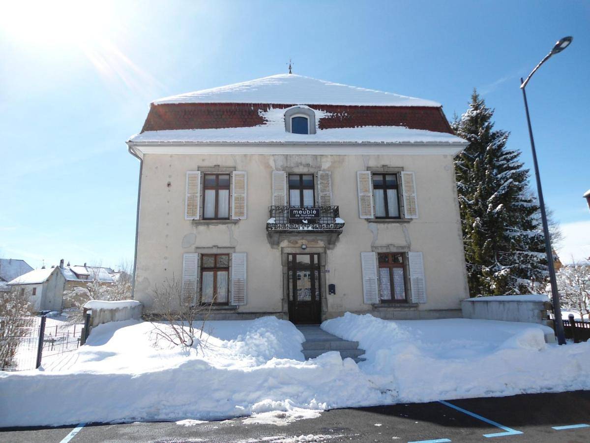 Appartement entier, Meublé de tourisme in Frasne, Jura Francais