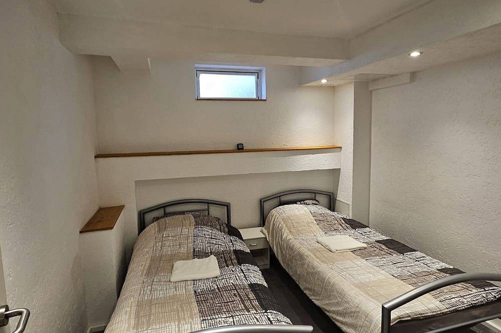 Ganze Wohnung, Renoviertes Gartenapartment in Hockenheimring, Ketsch